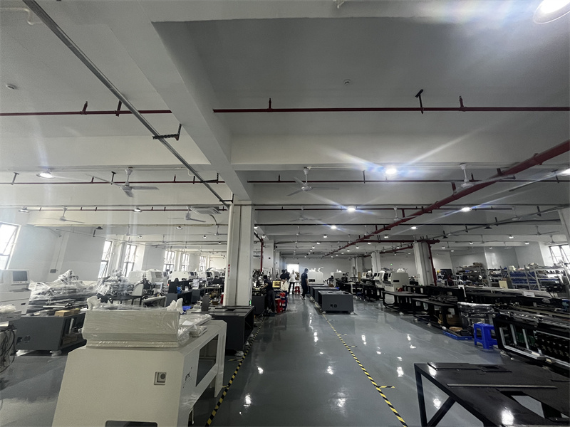 插件机如何确保电路板的高精度装配？